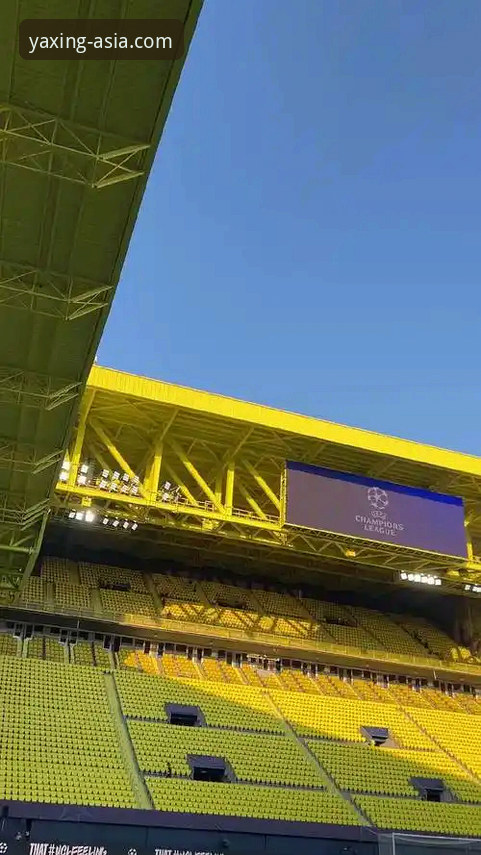 陶瓷球场的生死对决，亚星APP用户如何看懂这场保级与欧冠的博弈？